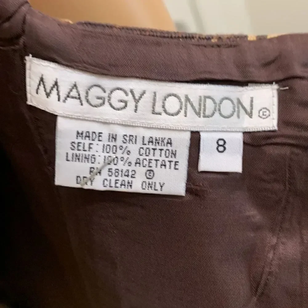 Maggy London Size 8 Tiger Beaded Scoop Neck Short Sleeve Midi Zippered Dress